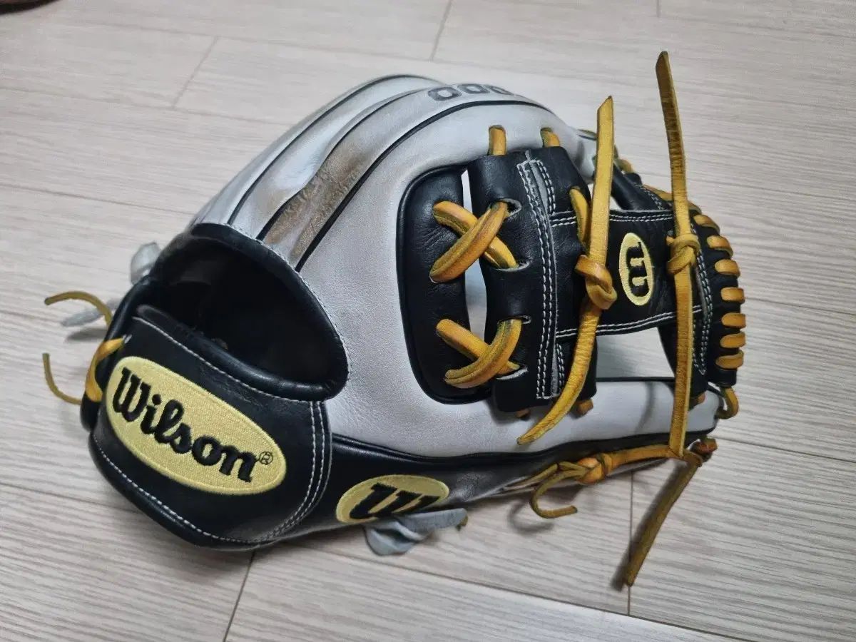 ウィルソン A2000 日本製 Wilson 一般用 内野用 軟式グローブ