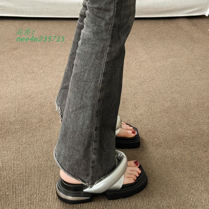 プラットフォーム