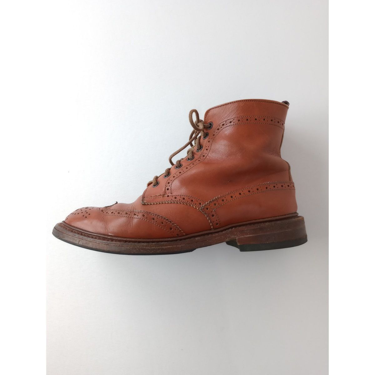 Tricker