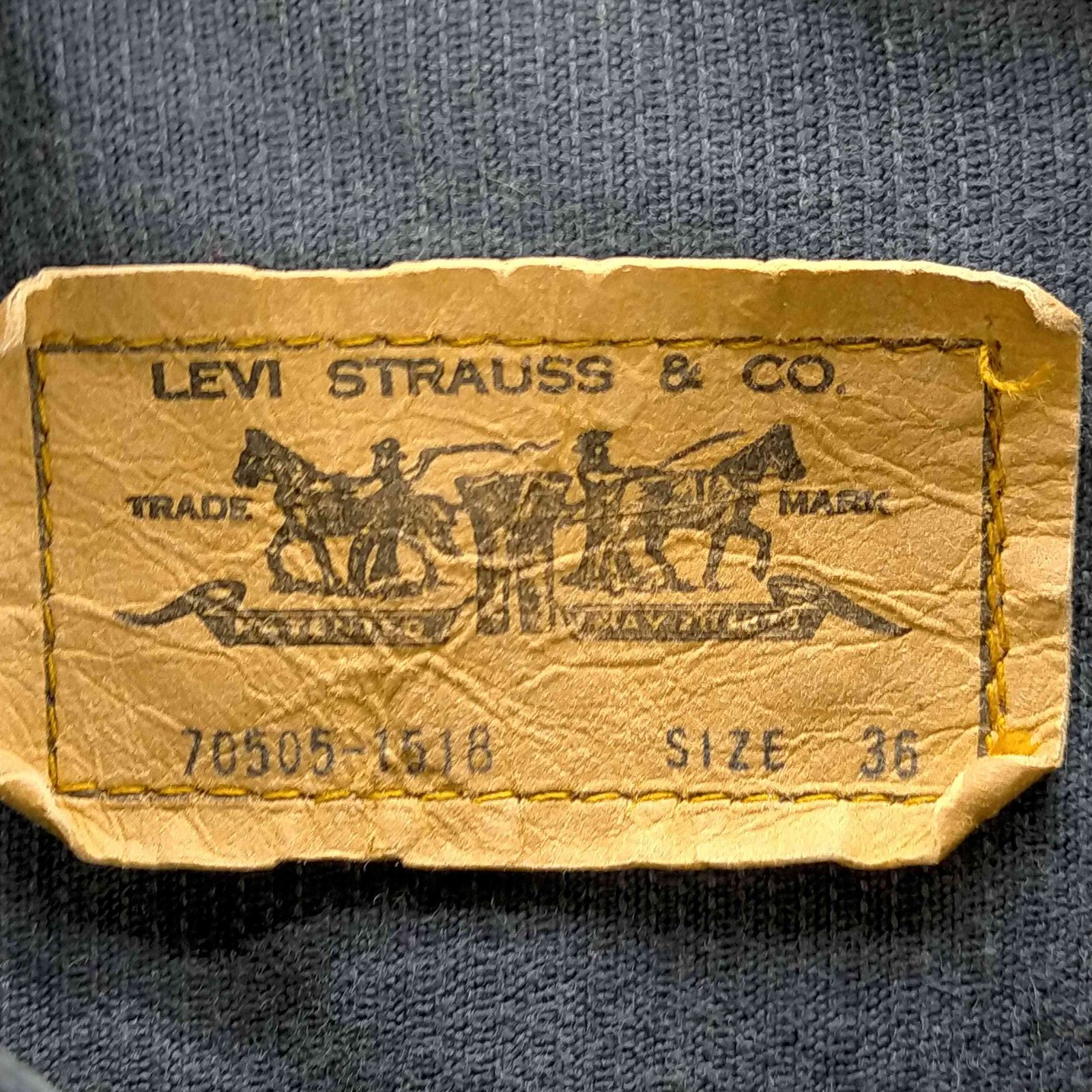 Levis 70505-1518 黒タブ コーデュロイ トラッカージャケット リーバイス Levis 70505-1518 黒タブ コーデュロイ トラッカー