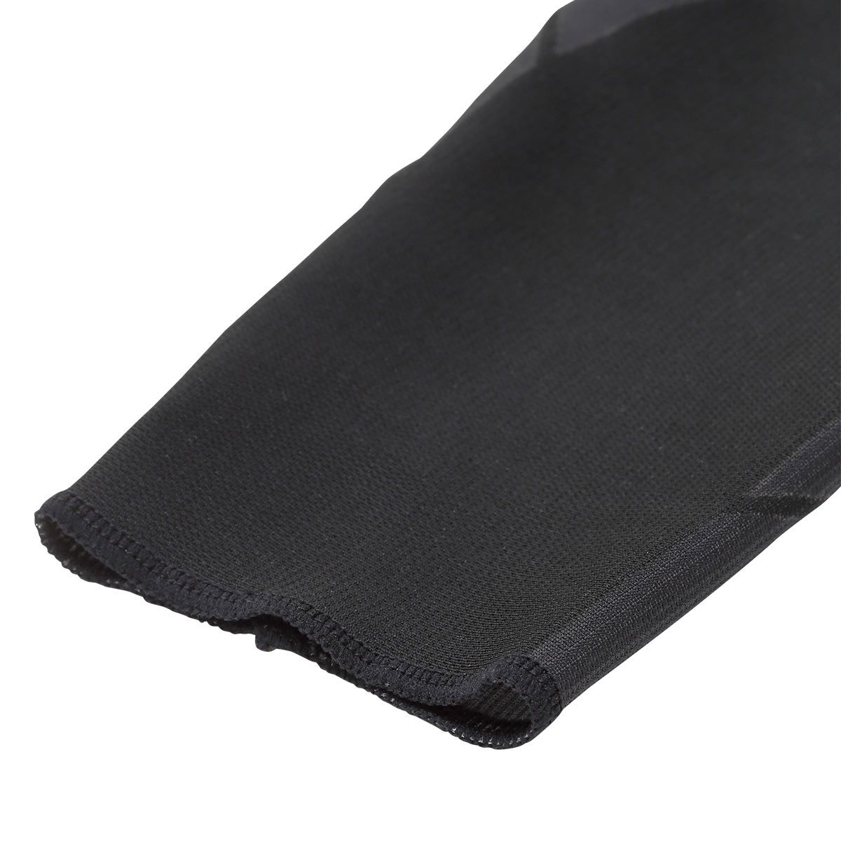 シーダブリューエックス