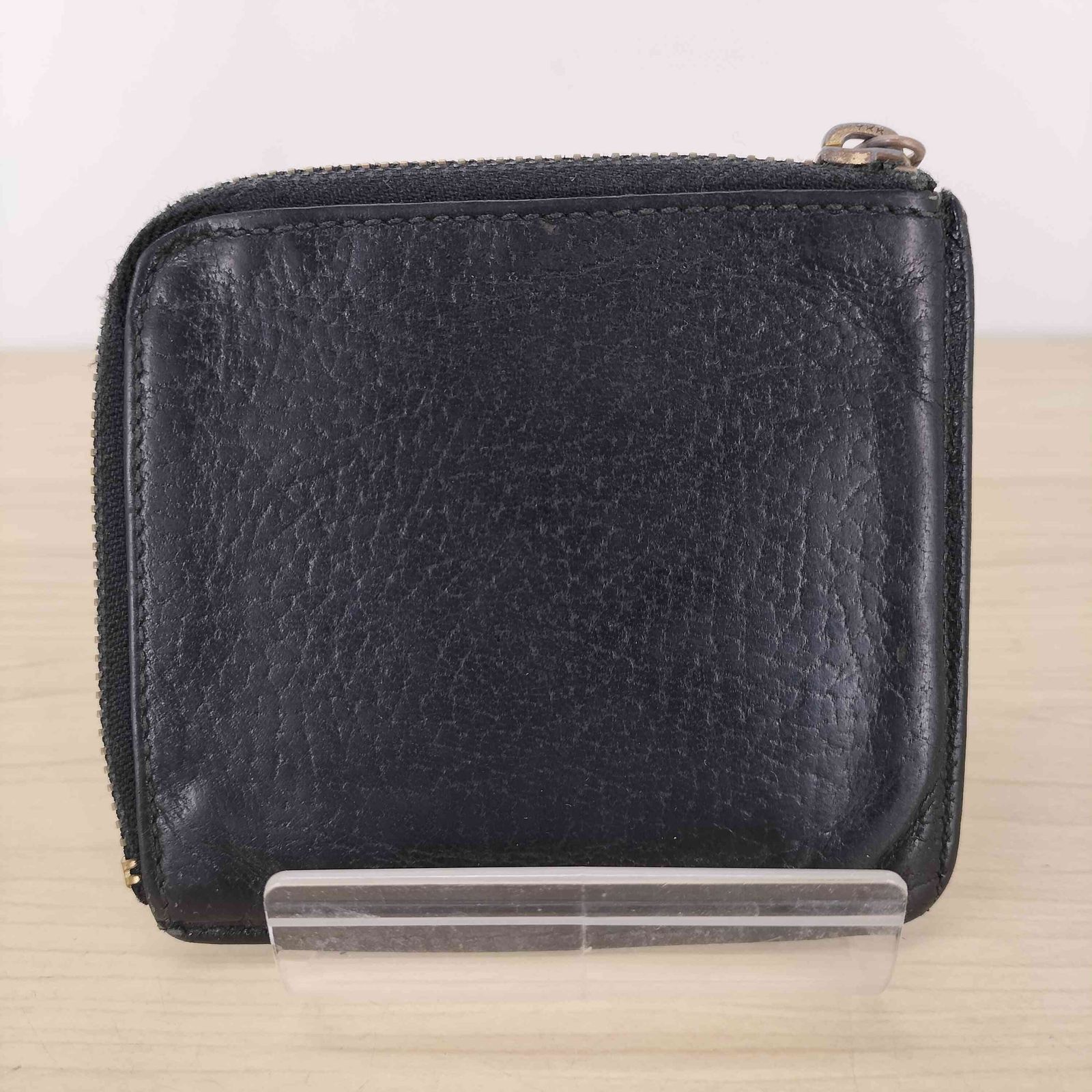 コムデギャルソン COMME des GARCONS ラウンドジップ レザーコンパクト