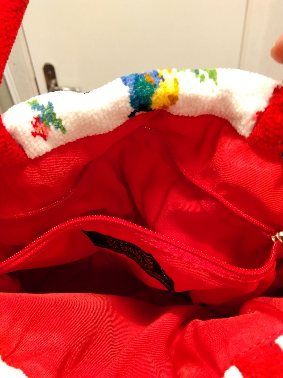 M4 フェイラー FEILER 巾着バック 未使用品 ホワイト×レッド オトメ