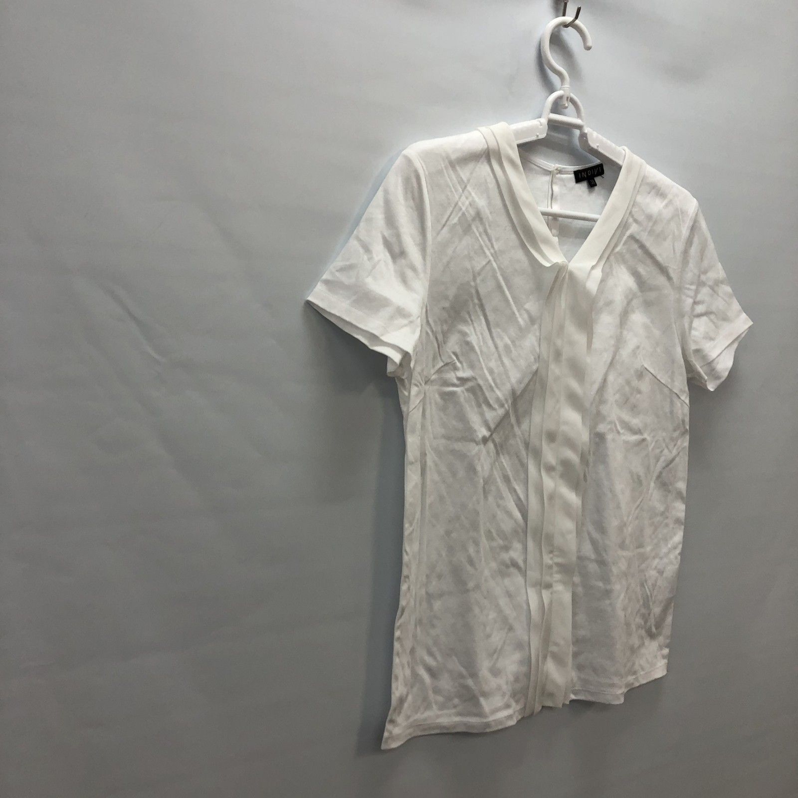INDIVI 半袖シャツ アイボリー 38 タグ付き INDIVI｜インディヴィのシャツ/ブラウス（半袖）通販 - ZOZOTOWN