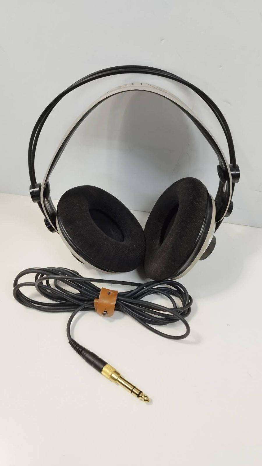 動作品】AKG K242HD 有線ヘッドホン - メルカリ