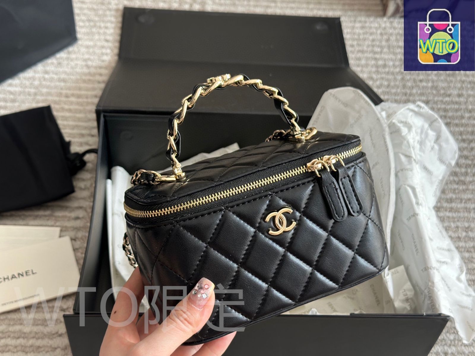 今日特価】Chanel シャネル クラシックハンドルボックスバッグ