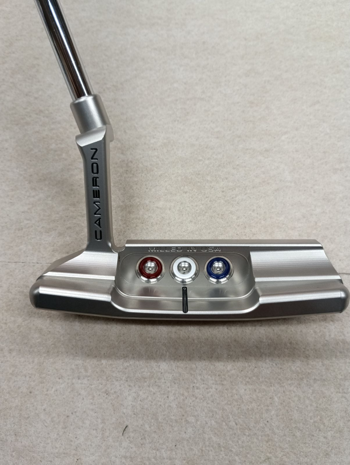 新品未使用チャンピオンズチョイス ニューポート + ボタンバック　34インチ 中古）スコッティキャメロン チャンピオンズチョイス ボタンバック