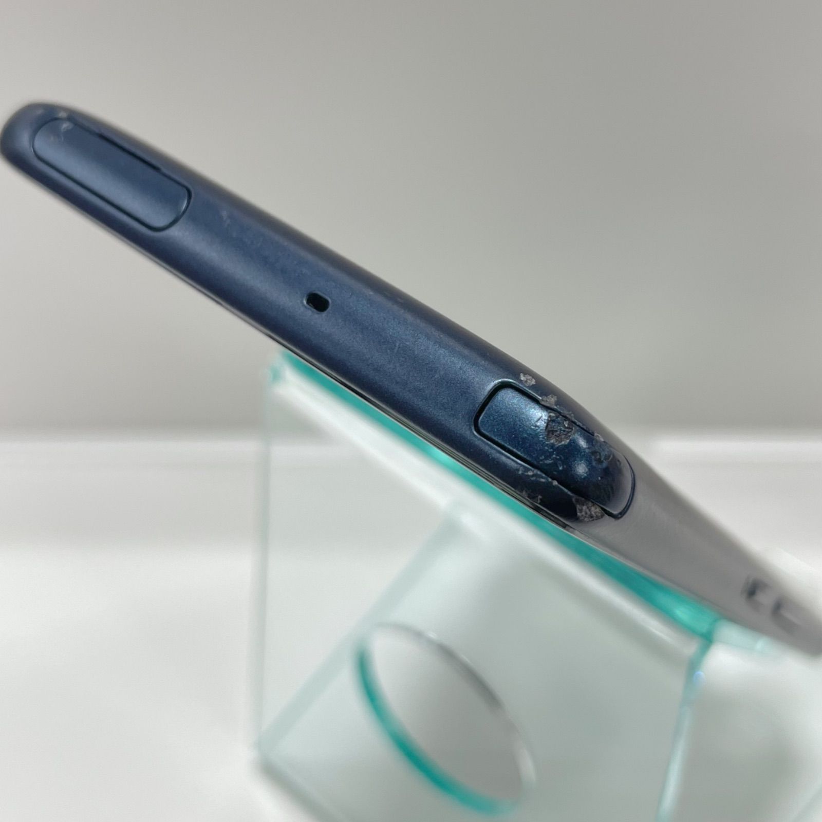 中古・ジャンク品】arrows Be3 F-02L ブラック バッテリー80％以上