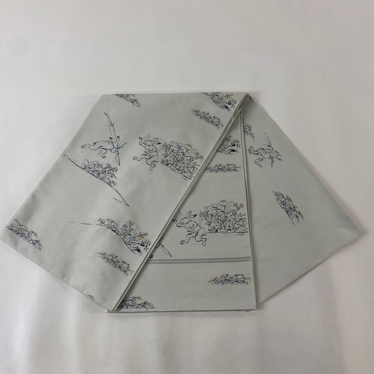 O0682美品 逸品 お洒落 鳥獣戯画 正絹 袋帯 正絹 しゃれ袋帯 鳥獣戯画【さが美】