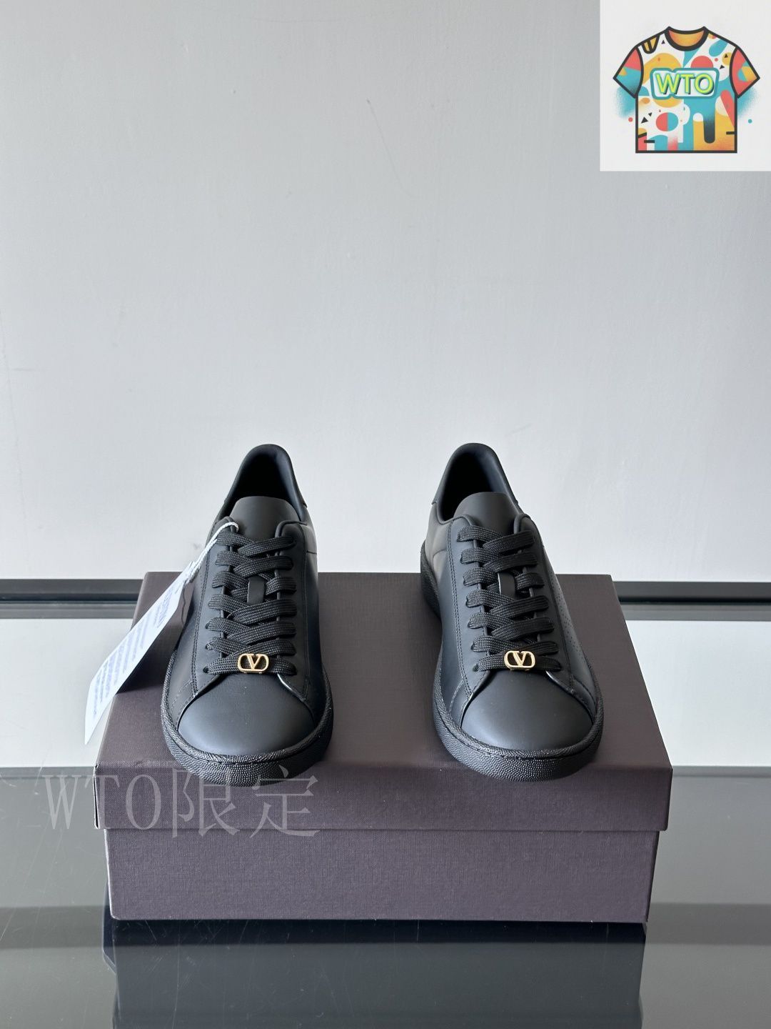 名作 正規品 VALENTINO ヴァレンティノ レザーシューズ ヴァレンティノ ロックスタッズレザーシューズ ブラック