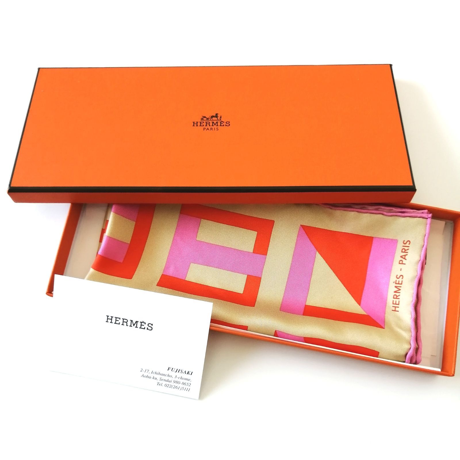 美品 エルメス HERMES スカーフ カレ45 LETTERS AU CARRE カレの