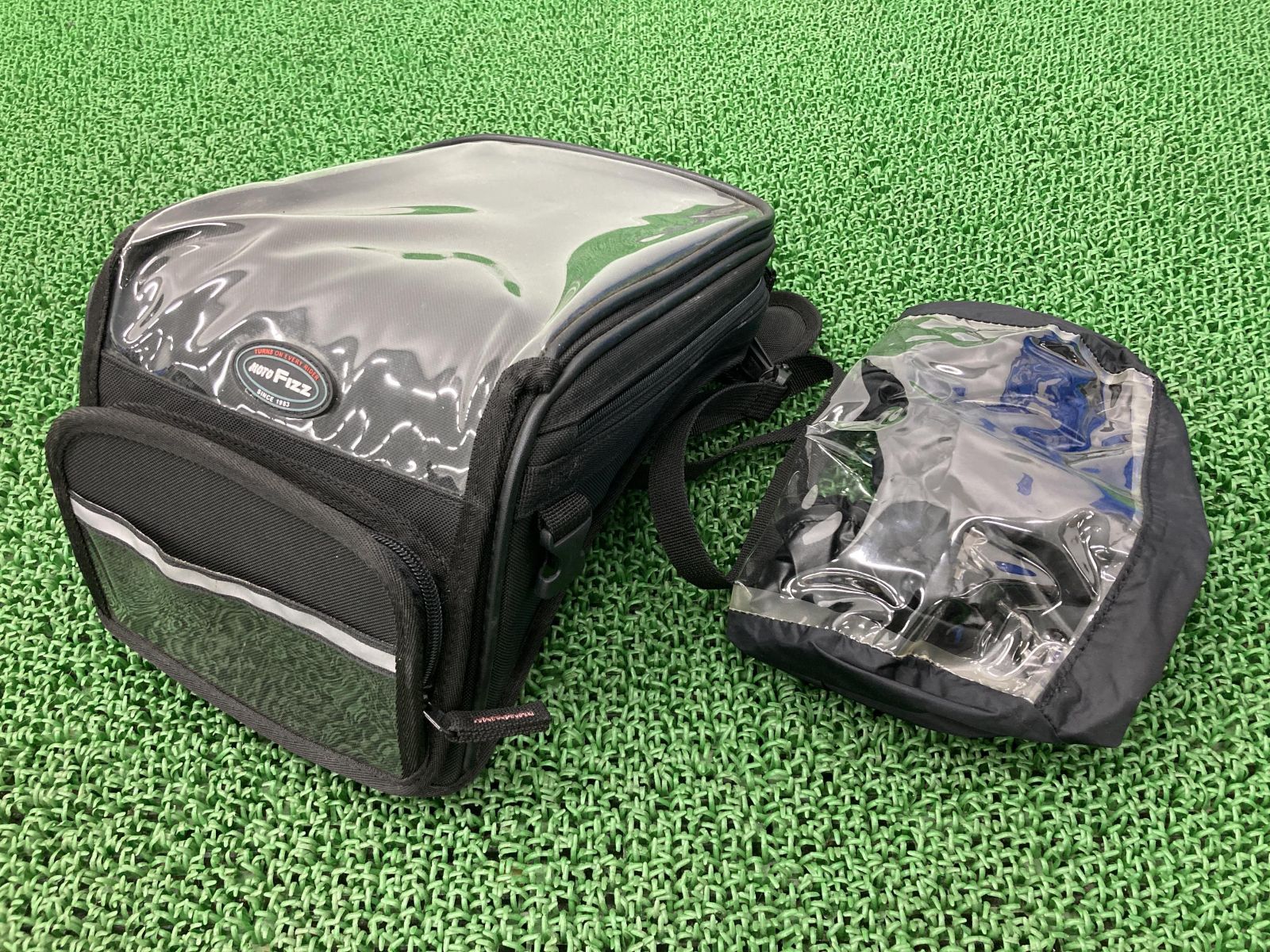 モトフィズ製 タンクバッグ 社外 中古 バイク 部品 MOTOFIZZ TANAX 4.5