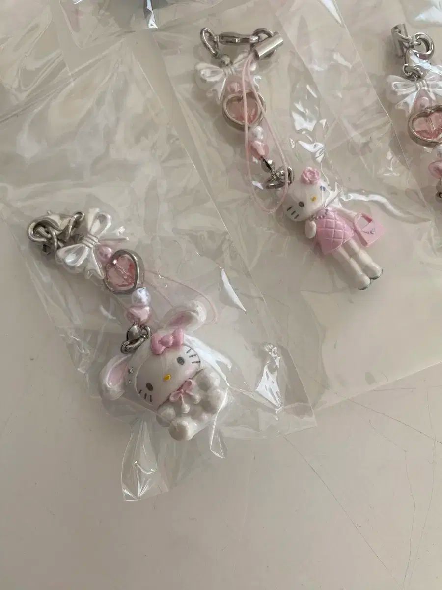 hello kitty(ハローキティ) エンジェルデビル ストラップ 希少