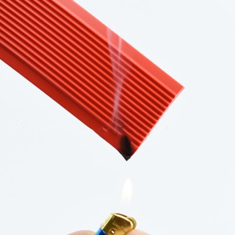 階段すべり止め 介護用品