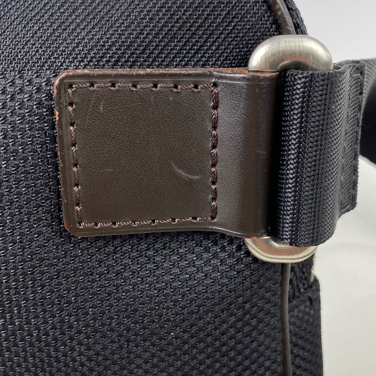 極美品 ルイヴィトン ダミエ ジェアン アクロバット M93620 ボディバッグ LOUIS VUITTON 【超美品】ルイヴィトン ダミエジェアン