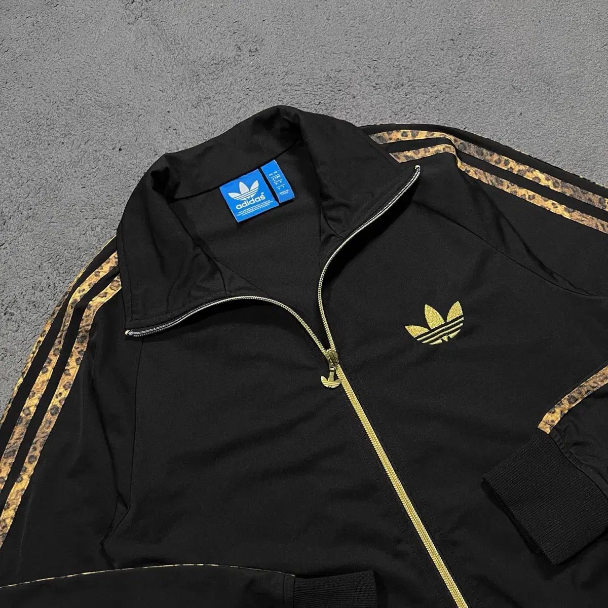 adidas アディダス レオパード ファイヤーバード ジャージ