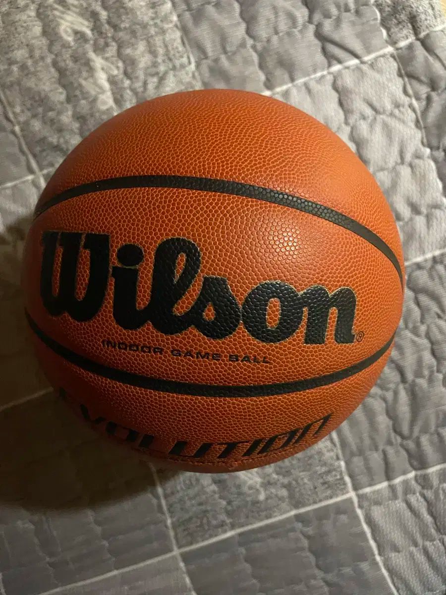 【雷市場（ポンジャン）商品韓国直送】 ウィルソン ( Wilson ) エボリューションを売っています