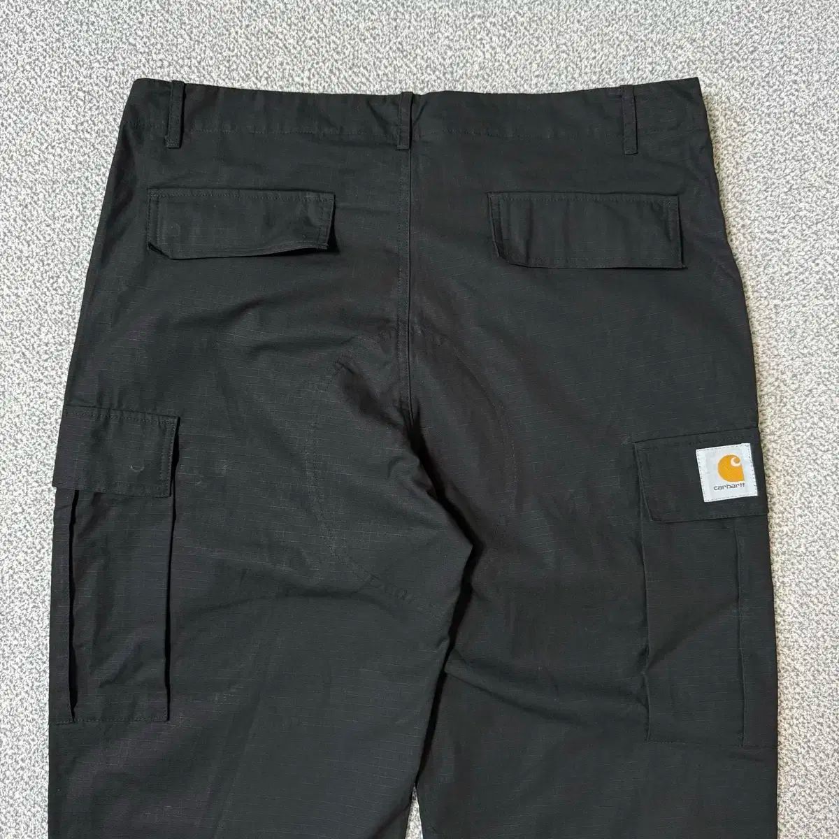 カーハート カーゴパンツ