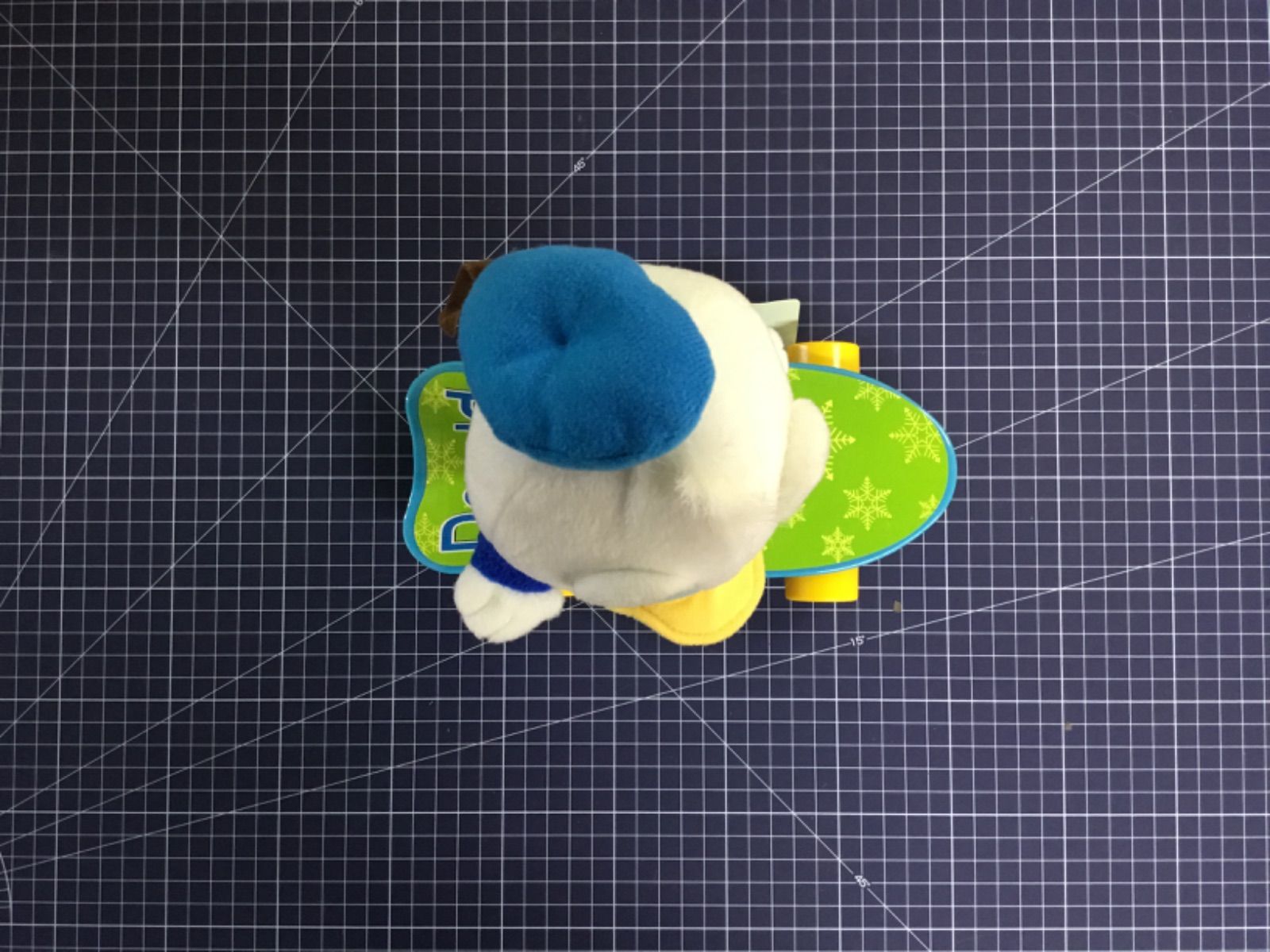 ディズニー ドナルドダック スケートボード 走る ぬいぐるみ