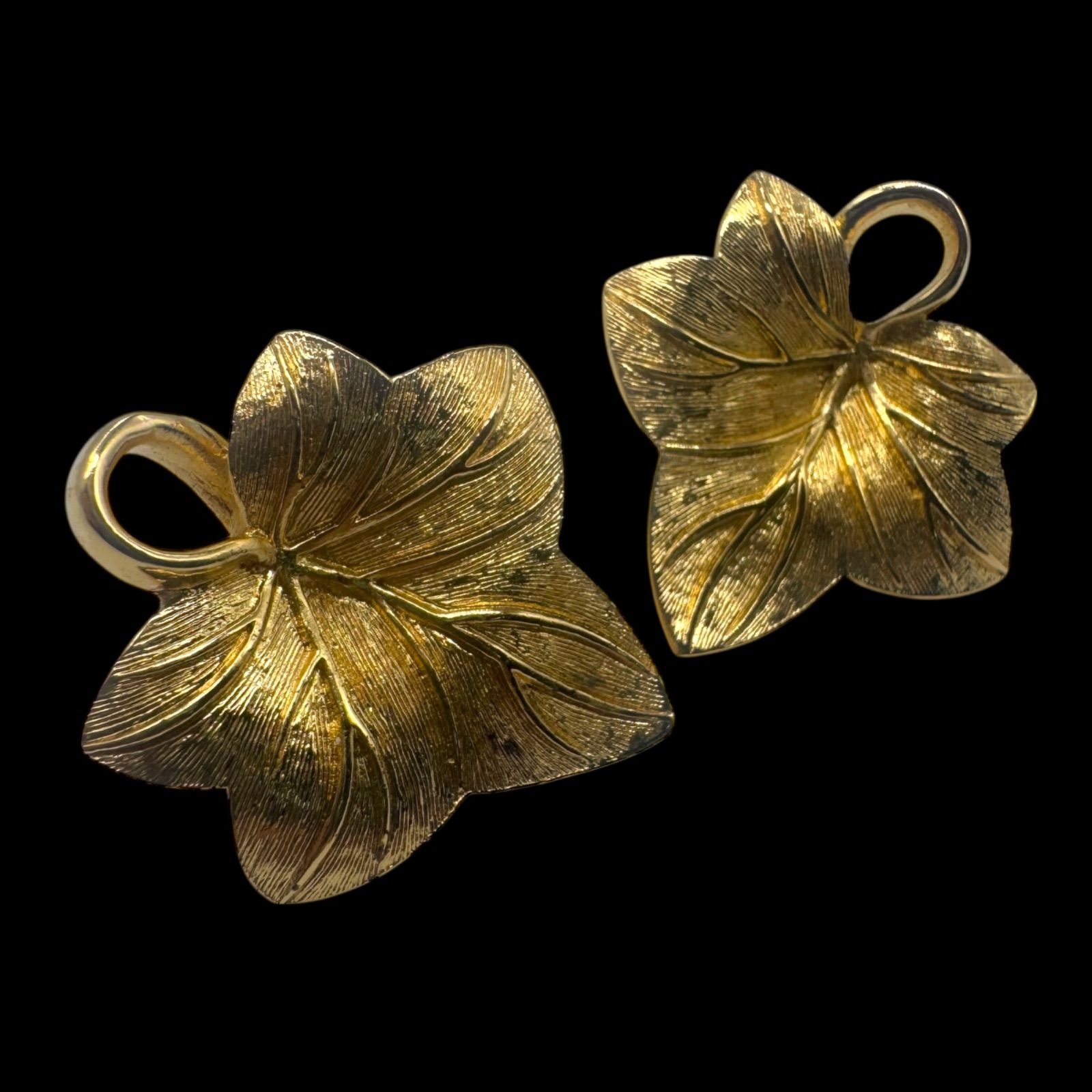 Christian Dior クリスチャンディオール ゴールド ピアス リーフ モチーフ ヴィンテージ ジュエリー