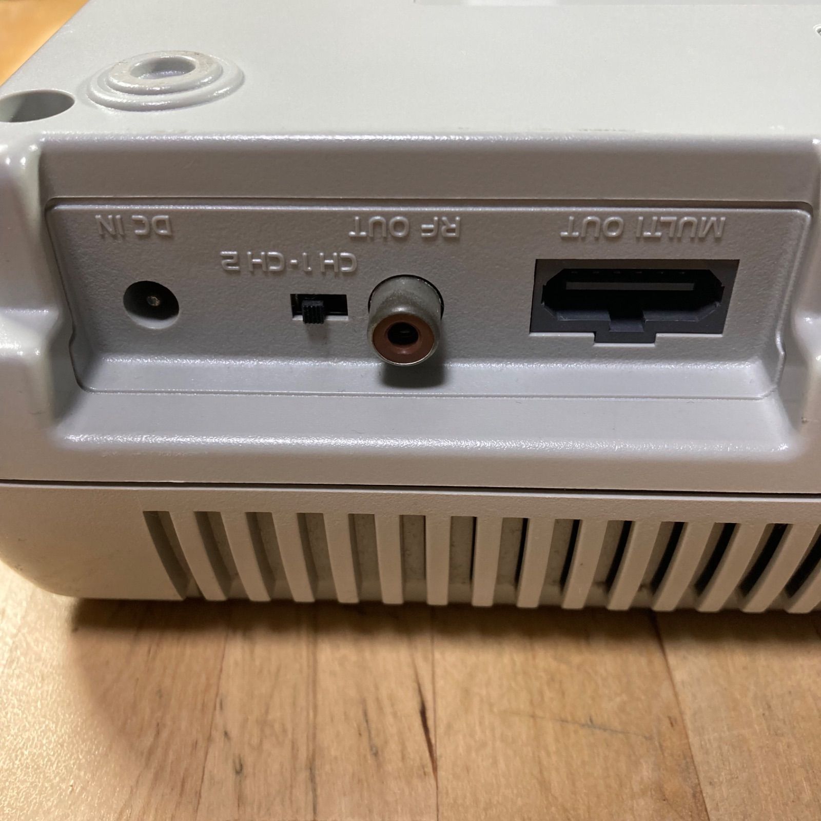 スーパーファミコン後期型コントローラー付