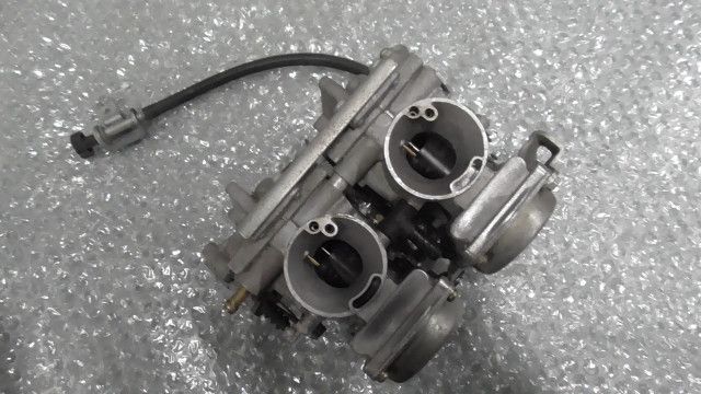 GT250R KM4MJ51EX71106xxx の キャブレター 1747711961