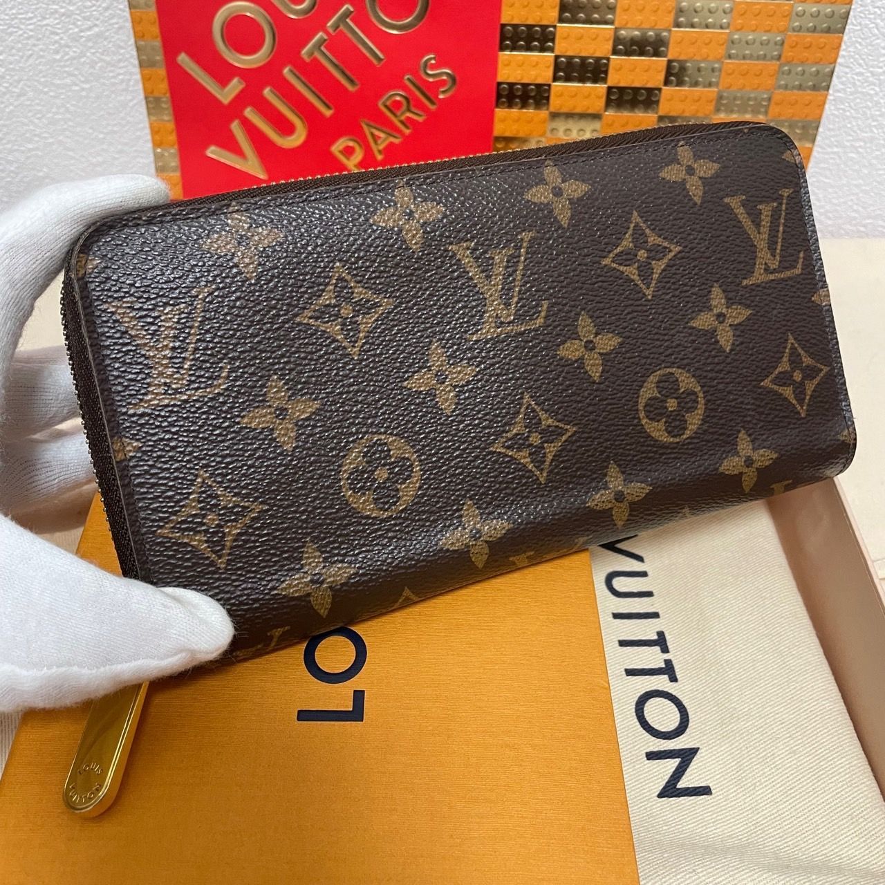 極上美品】ルイヴィトン モノグラム フューシャ ジッピー 長財布 