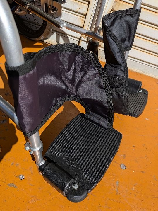 一部地域を除く 背もたれ 日進介助式車椅子ウルトラ NAH-U 1 KM-25-1016-17