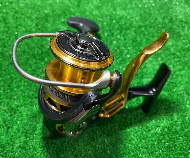 DAIWA 18トーナメントISO 3000SH-LBD 18 トーナメントiso 3000SH-LBD
