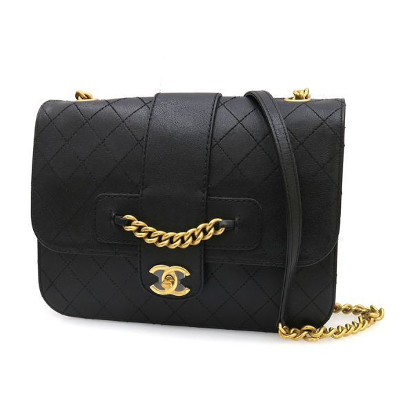 シャネル チェーンショルダー Bランク
