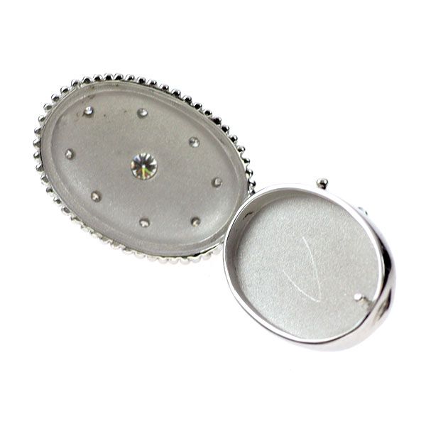 K18WG ダイヤモンド ペンダントトップ 0.31ct ロケット - メルカリ 