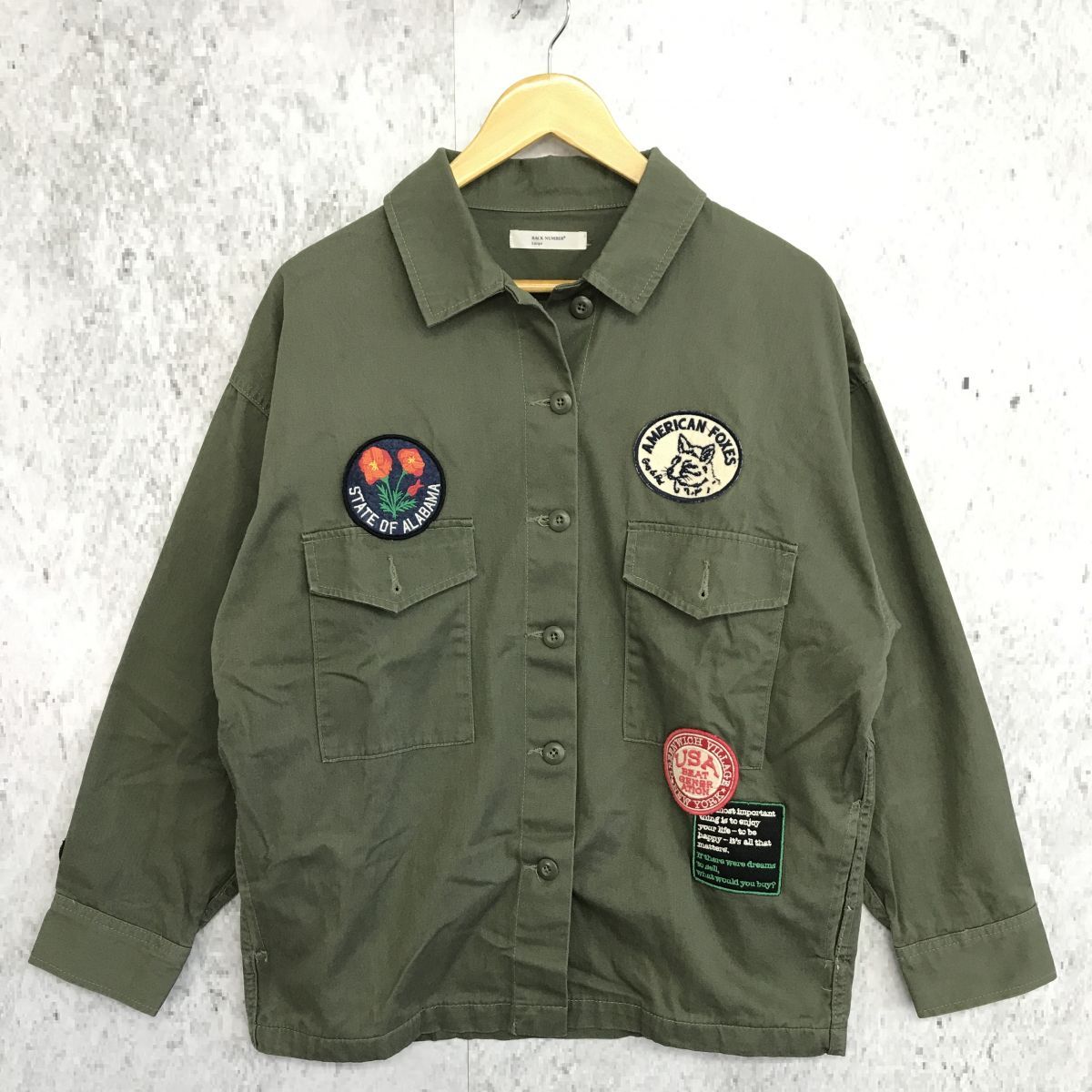 フェールラーベン FJALL RAVEN 多ポケット ミリタリージャケットカーキ