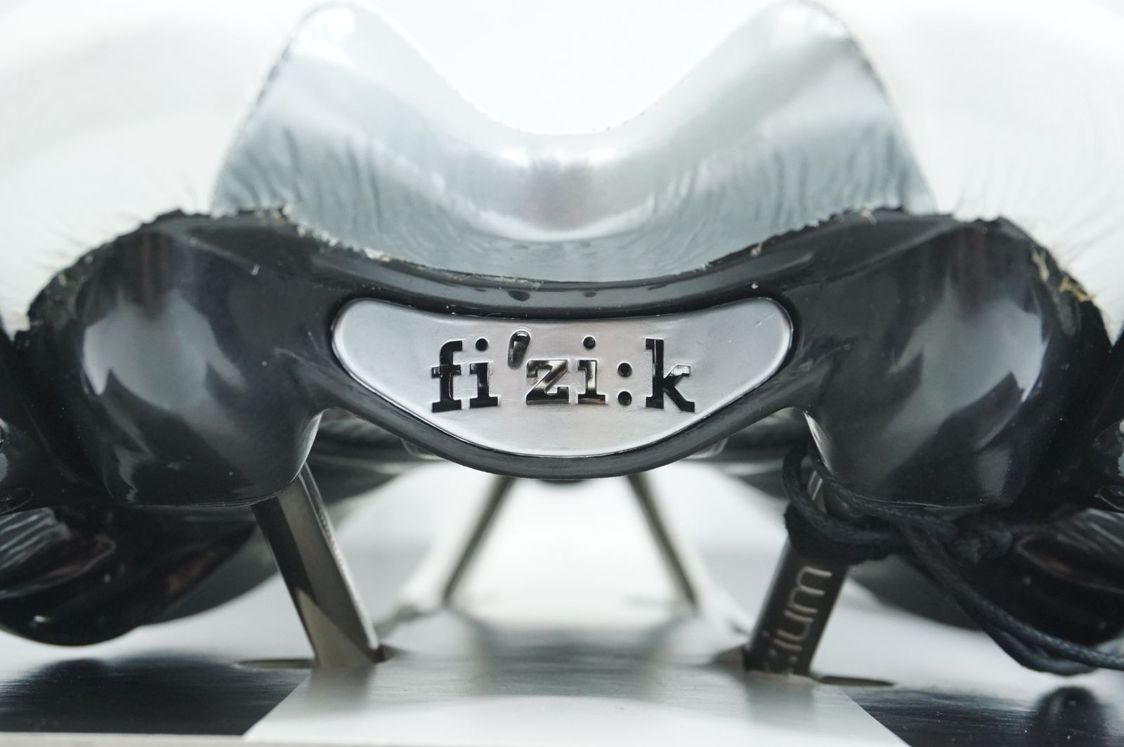 サドル バイチャリ中目黒店