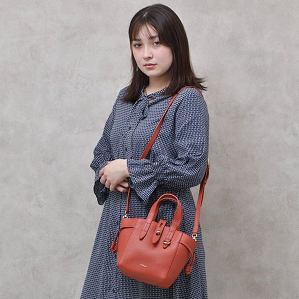 フルラ FURLA NET MINI TOTE レザー ネット ミニ 2WAY トートバッグ