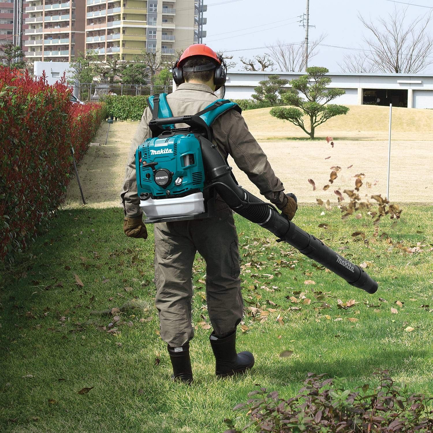 新品 マキタ 背負式エンジンブロワEB7660TH マキタ(Makita) 背負い式エンジンブロワ EB7660TH [単品] [排気量:75.6