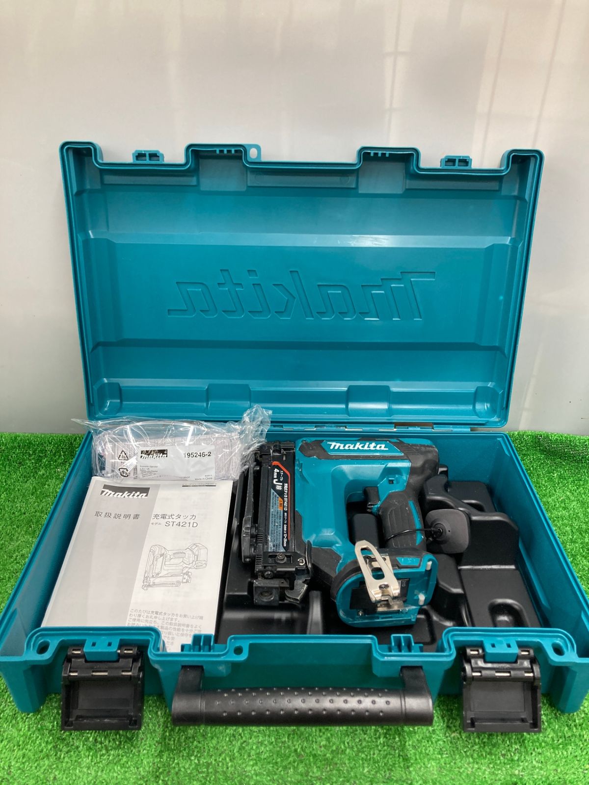 中古品】【0922】☆makita(マキタ) 14.4v充電式マルノコ 各色