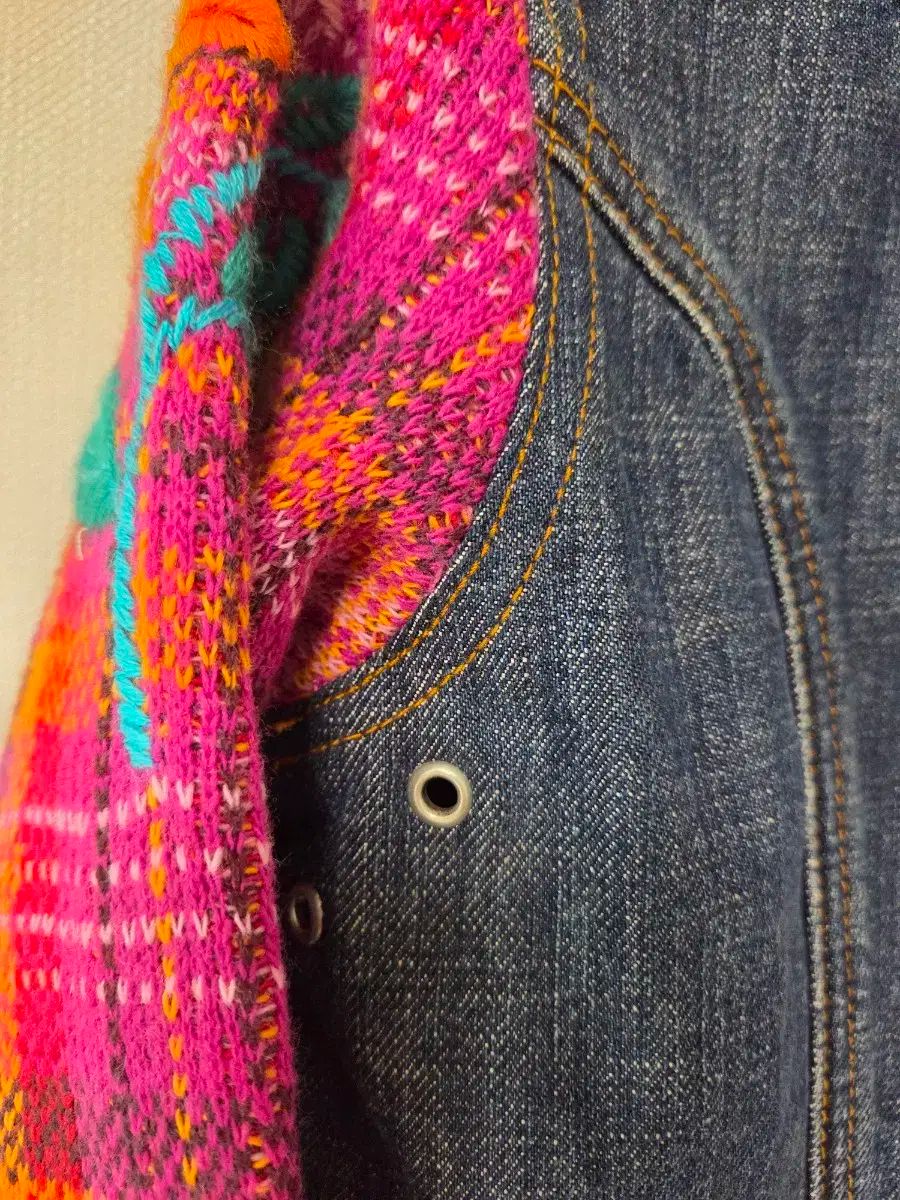 オイリリー ポイントニット