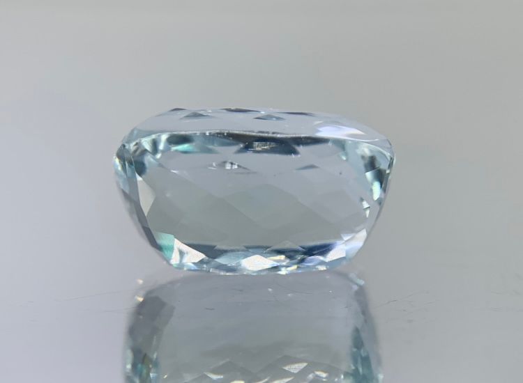 アクアマリン 11.995ct 宝石ソーティング付き 縦15.5㎜×横11.5㎜×高さ8.8㎜ 528Y NEXPOTALLINN_EU