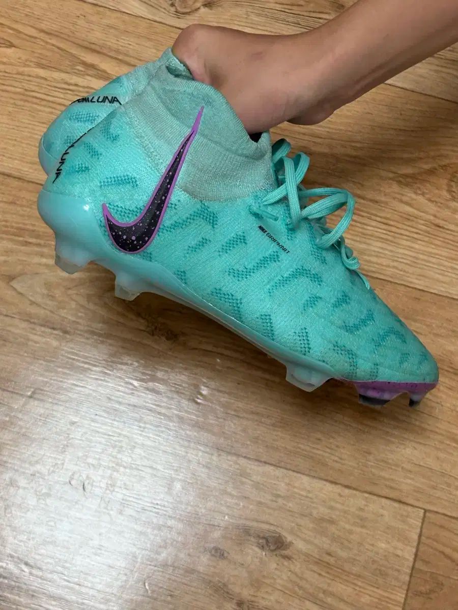 nike w phantom luna nu fg 27.5 ファントムルナ 【公式通販】