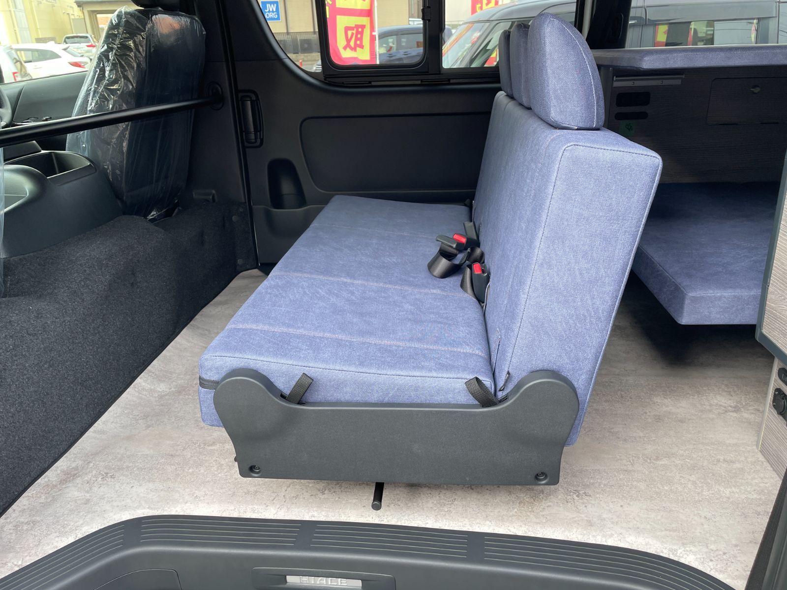 ハイエース用 後席