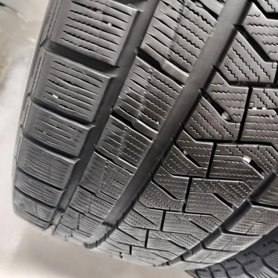 スタッドレス