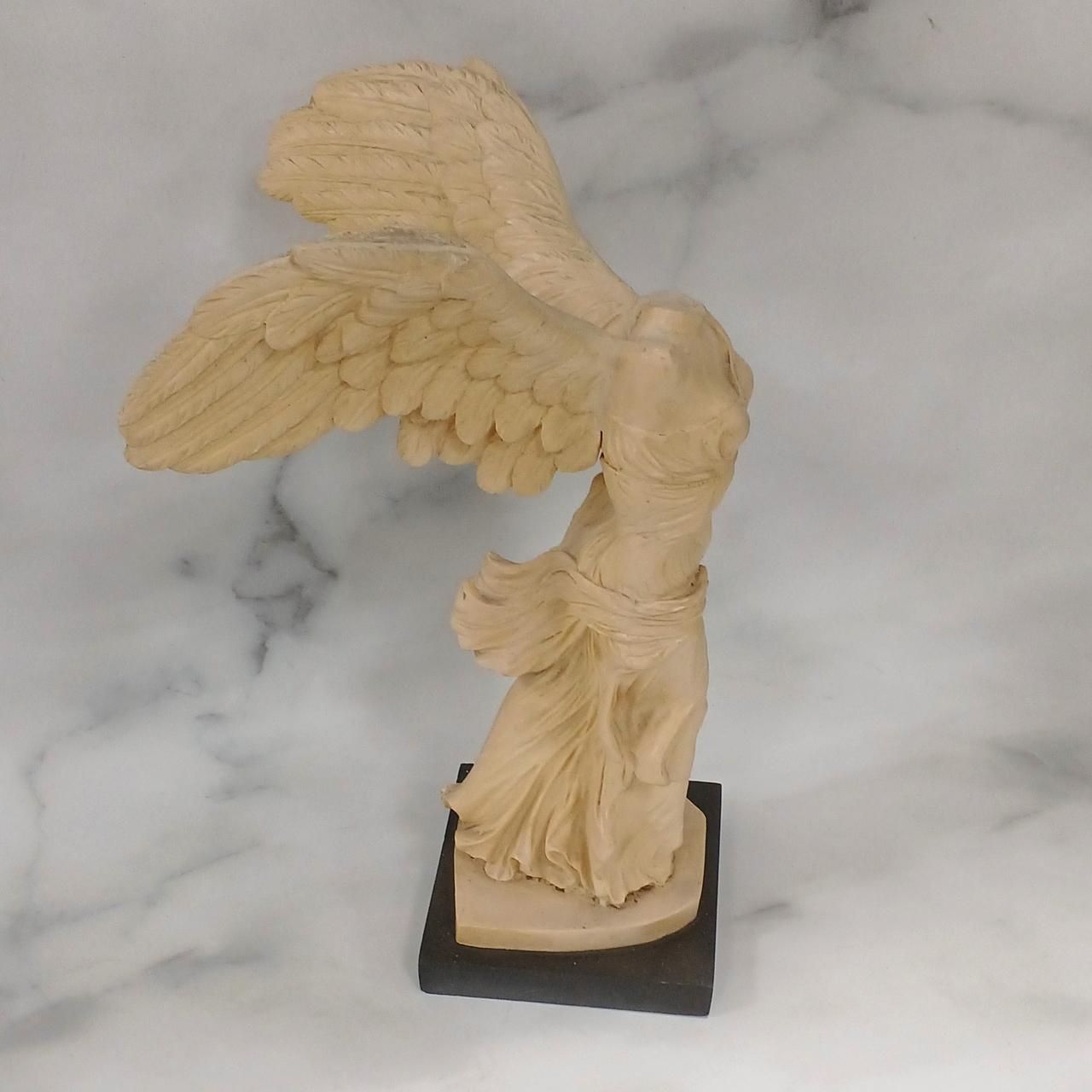 サモトラケのニケ A.SANTINI