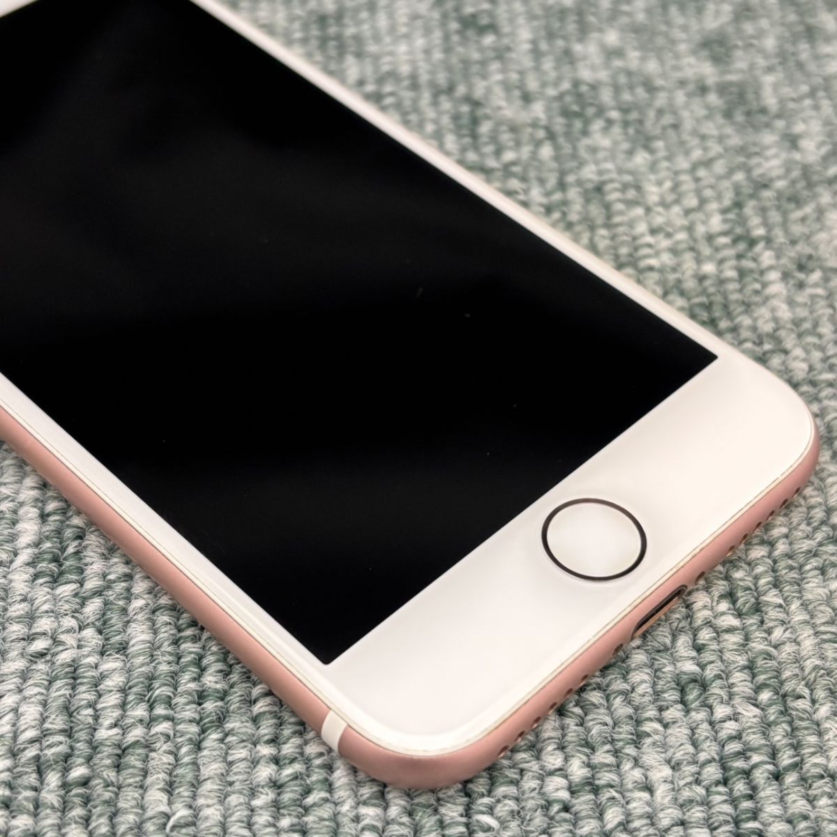 美品　iPhone 7 ローズゴールド 32GB バッテリー91% Amazon | 【整備済み品】 Apple iPhone 7 32GB ローズゴールド