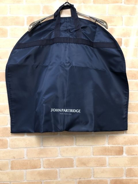 袋有 JOHN PARTRIDGE ジョンパートリッジ PADDED VEST JP23V-01 ブラック 2 111436789 KARIMZIABAT_FR