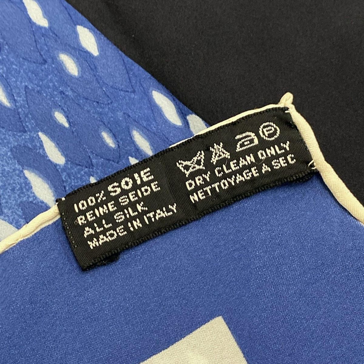 CHANEL シャネル