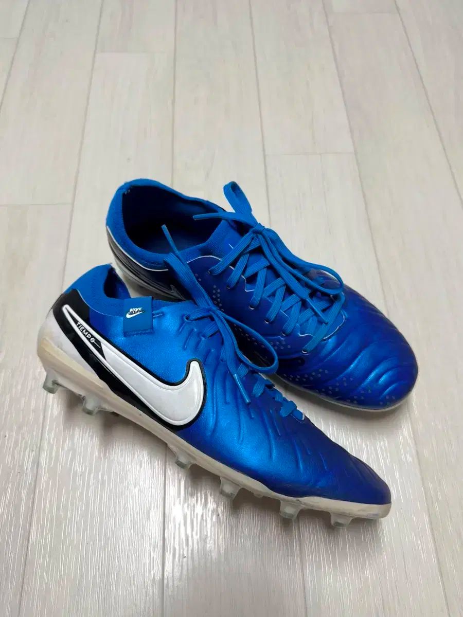 NIKE ナイキ ティエンポ レジェンド 10 プロ ag 245 ＋ スパインソール