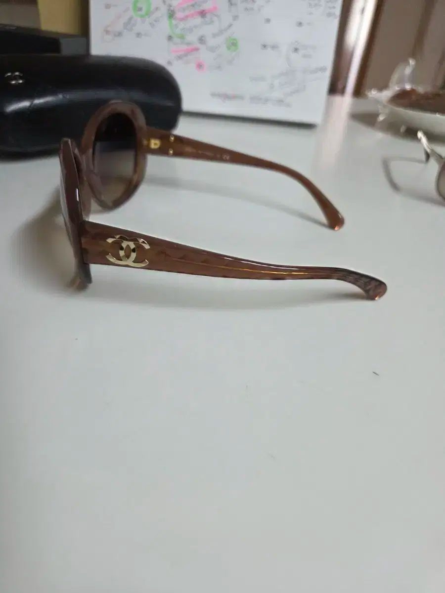 本物のシャネルサングラス
