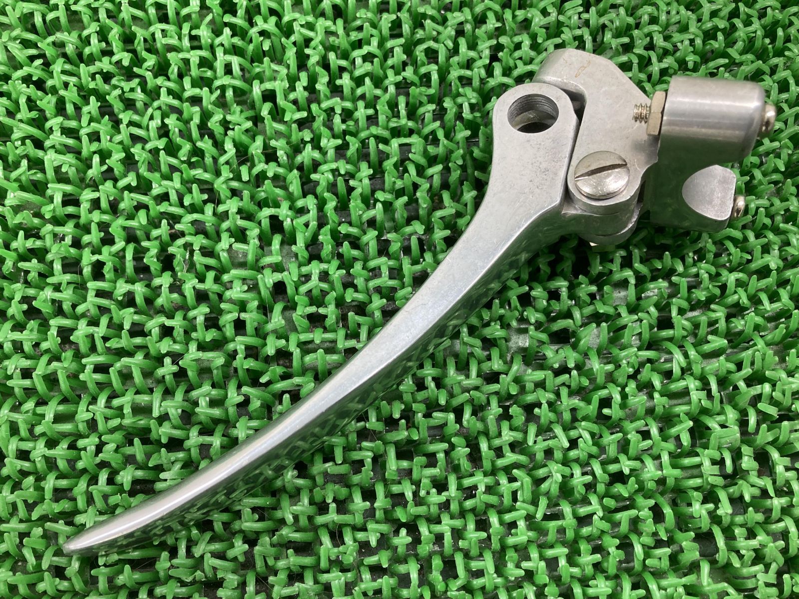 V-TWIN製ハーレー レバー 社外 中古 スリンガーフォーク用 カドミウム素材 レプリカ ビッグツイン 左右共通 コンディション良好
