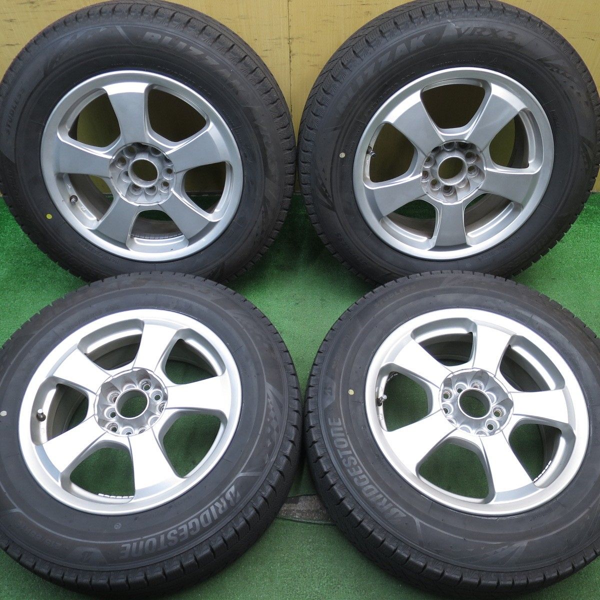 バリ溝 22年 ほぼ10分 スタッドレス 215|65R16 ブリヂストン ブリザック VRX3 社外 アルミ 16インチ PCD 100 114.3|5H マルチ 5053006NJス