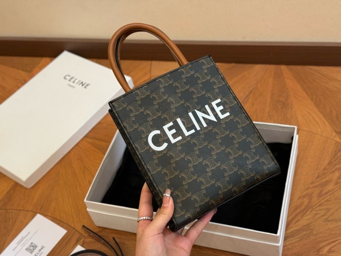 CELINE セリーヌ ミニバーティカルカバ ショルダーバッグ